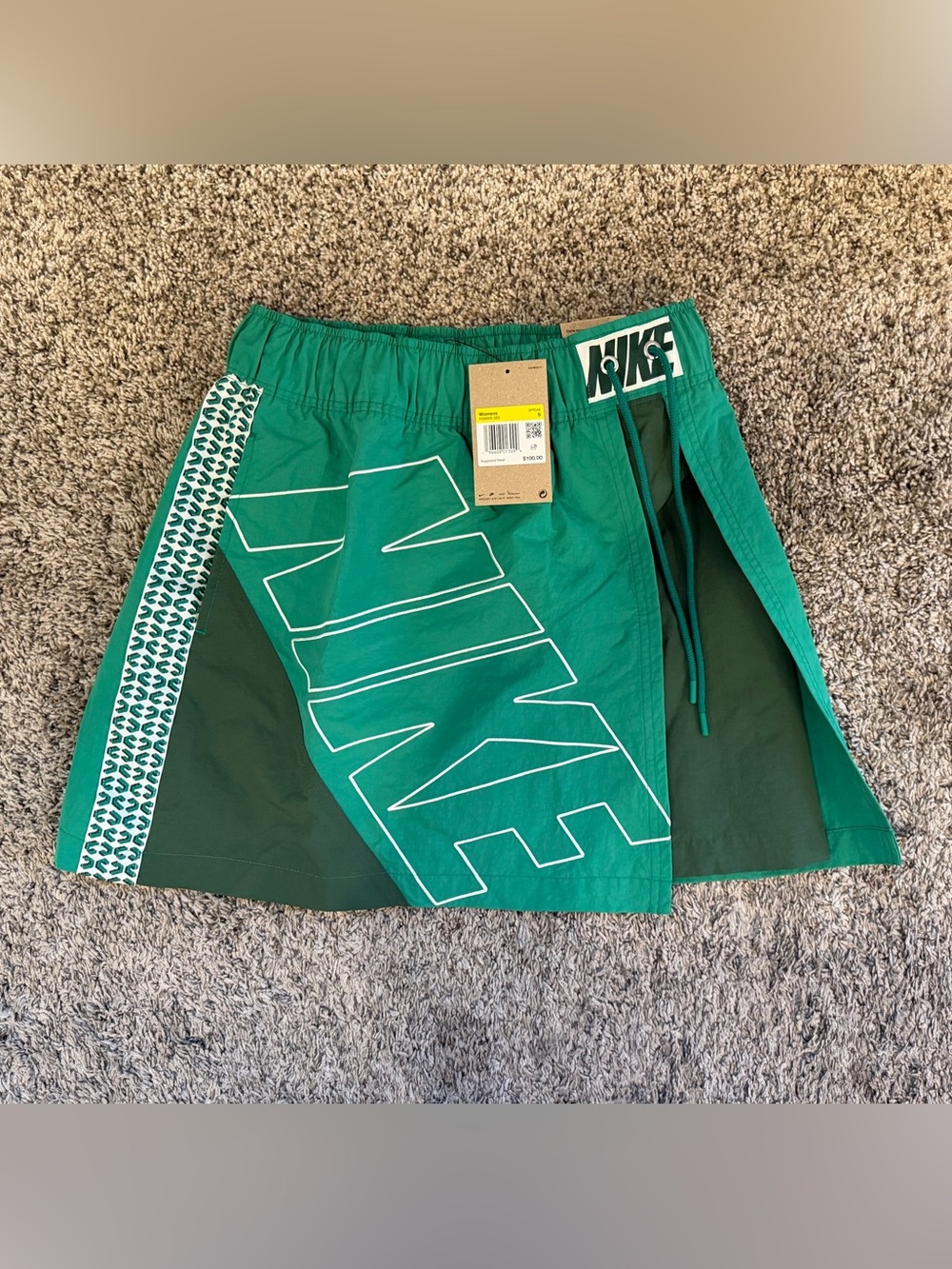 Women's Nike Small Tracksuit Skirt